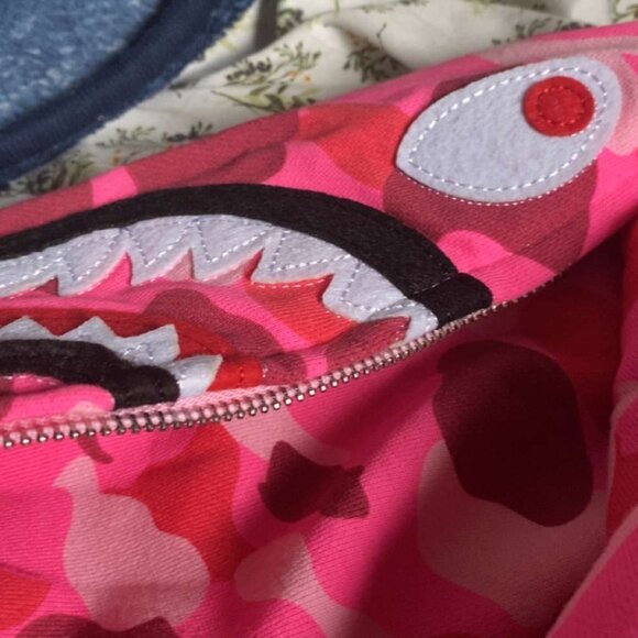 pink bape zip up - Picture 8 of 15